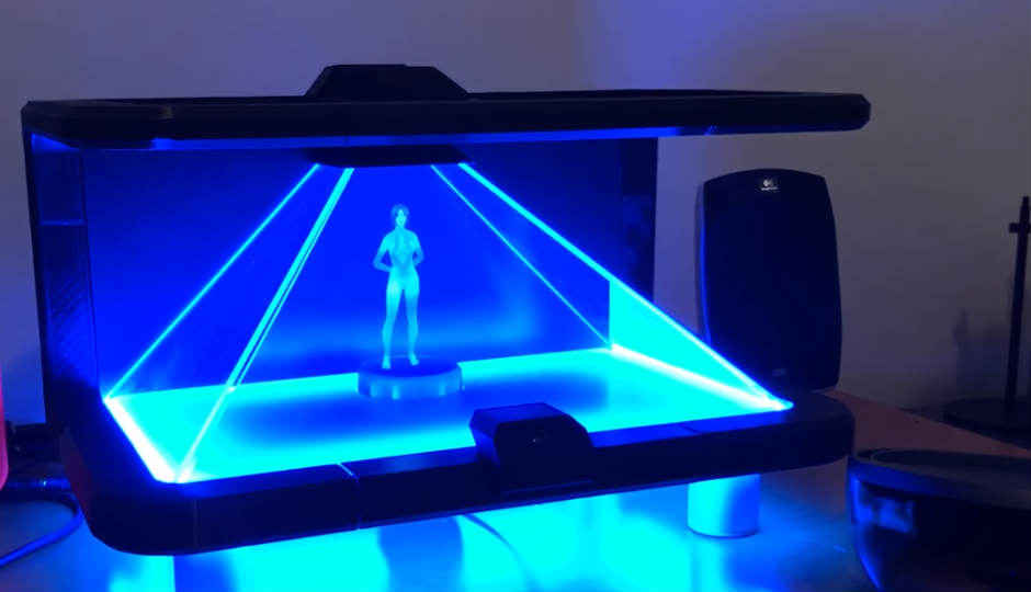 This is how a Halo fan brought Cortana to life with a home-made Holographic device