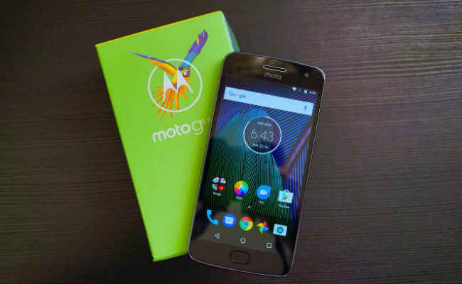 ಹೊಸ ವರ್ಷಕ್ಕೆ Moto G5 S Plus ತನ್ನ ನೈಜ ಬೆಲೆಯನ್ನು ಕಳೆದುಕೊಂಡು ಭಾರಿ ಡಿಸ್ಕೌಂಟಿನೊಂದಿಗೆ ದೊರೆಯುತ್ತಿದೆ.