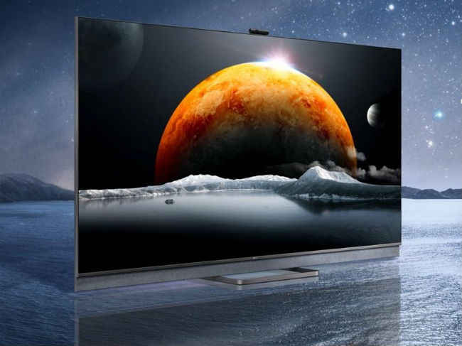 TCL C825 QLED TV will come with Mini LED backlighting.