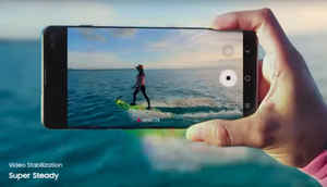 Samsung Galaxy S10 सीरीज को करीब से जानें इन तस्वीरों से...