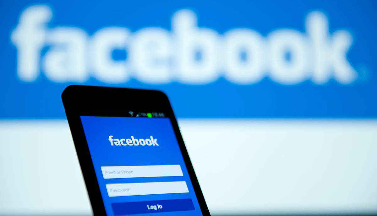Facebook testing topic-based feeds on Android and iOS