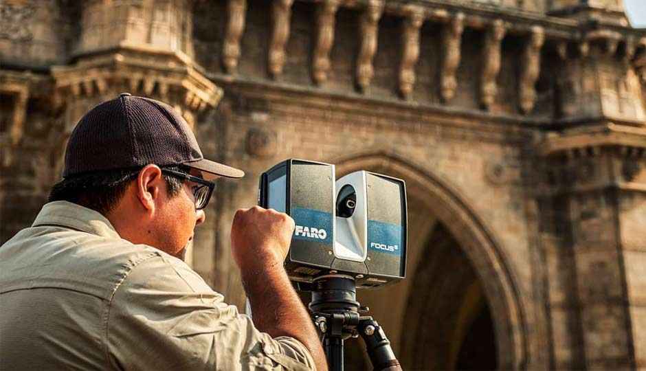 Digitising the Gateway of India using laser scans and drone flybys