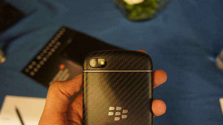 BlackBerry Q10: First Impressions Of The First BB10 QWERTY Smartphone