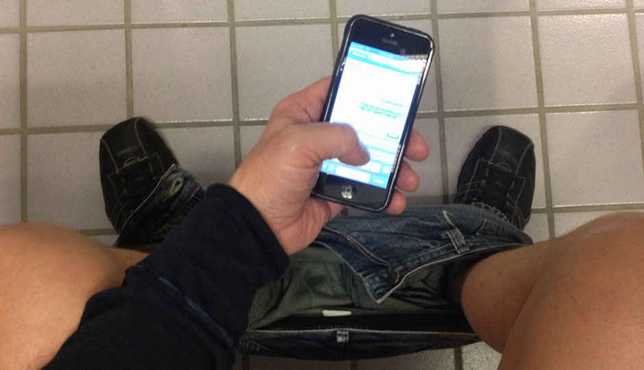 Pooductive, a toilet chatting app, aims to banish bathroom boredom!