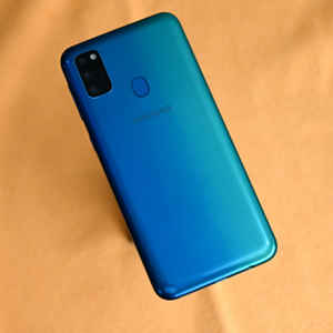 इतनी दमदार बैटरी वाले फोंस के बाद नहीं होगी फोन बंद होने की टेंशन