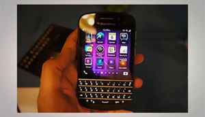BlackBerry Q10: The First QWERTY BB10 Smartphone