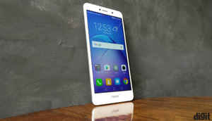 डुअल रियर कैमरा सेटअप के साथ आते हैं ये सभी स्मार्टफोंस