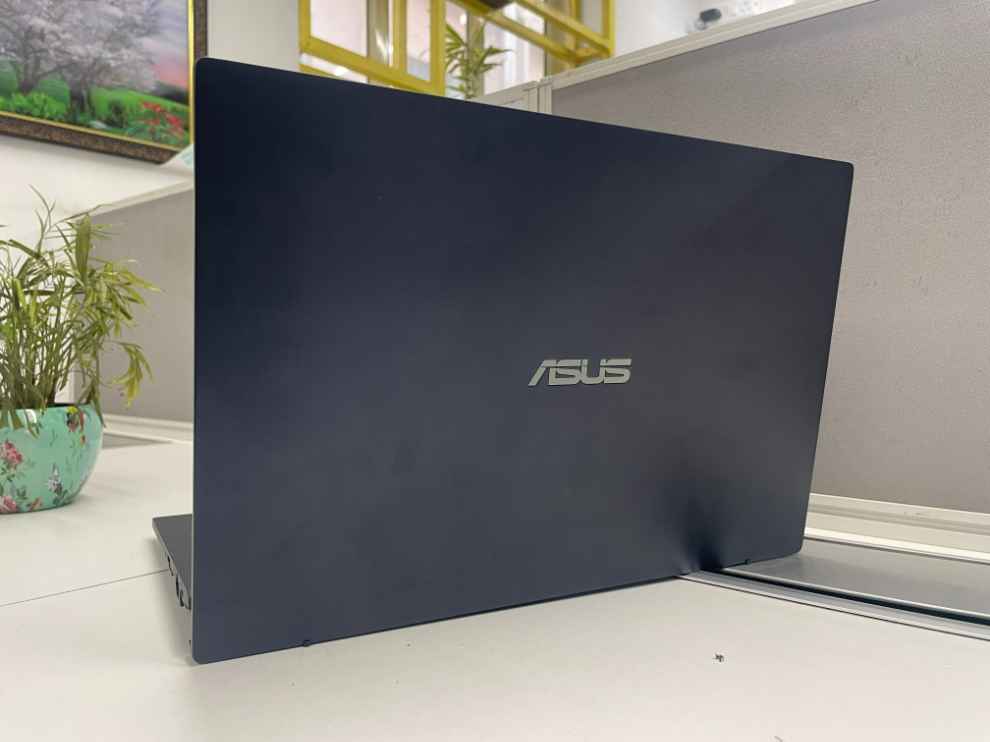 ASUS Expertbook B1400 Review Prix Détails Spécifications