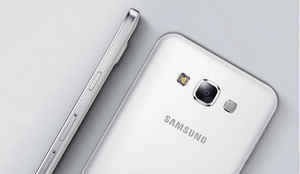 ఈ రిఫర్బిషెడ్  స్మార్ట్ఫోన్లు, బ్లూటూత్ స్పీకర్లు, హెడ్ఫోన్స్ మరియు ల్యాప్టాప్లపై  ప్రత్యేక ఆఫర్లు .