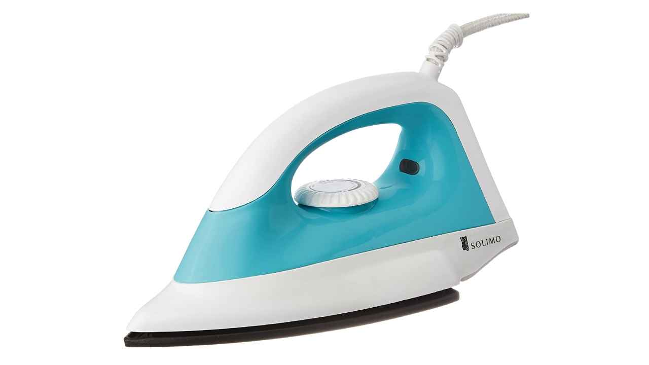 Lightweight dry irons that are compact and easy to clean