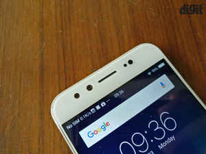 विवो V5 प्लस स्मार्टफ़ोन अब हुआ भारत में सेल के लिए उपलब्ध