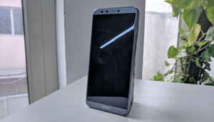 Take a closer look at the new Honor 9 Lite