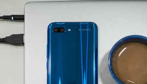 Here’s a quick look at the new Honor 10 flagship smartphone