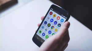 మీకు తెలియకుండా మీ ఫోన్ మీ పైనే నిఘా పెడుతుందని డౌటా..ఇలా చెక్ చేయండి.!