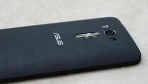 10 शानदार सेल्फी स्मार्टफोंस जो आते हैं महज़...