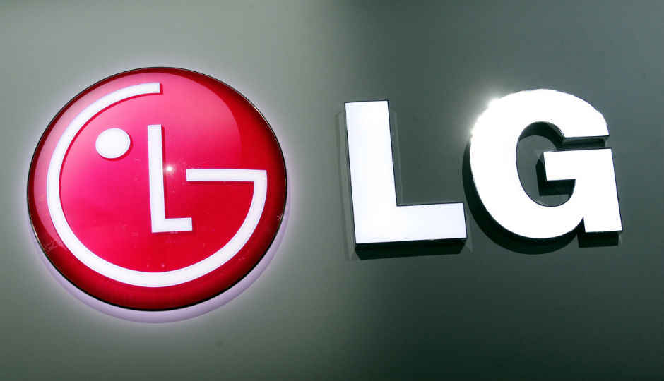Images purported to be of the LG G5 in a dummy box appear online