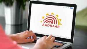 பெயர், வீட்டு முகவரி  போன்ற  அனைத்தையும்  ஆன்லைனில்  எப்படி  மாற்றுவது