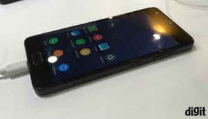 Lenovo ZUK Z2 and Z2 Pro: In Pictures