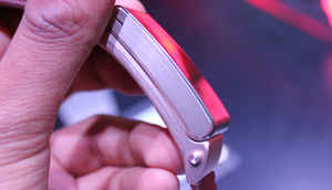 Huawei Talkband B2, Huawei Watch W1: First Look