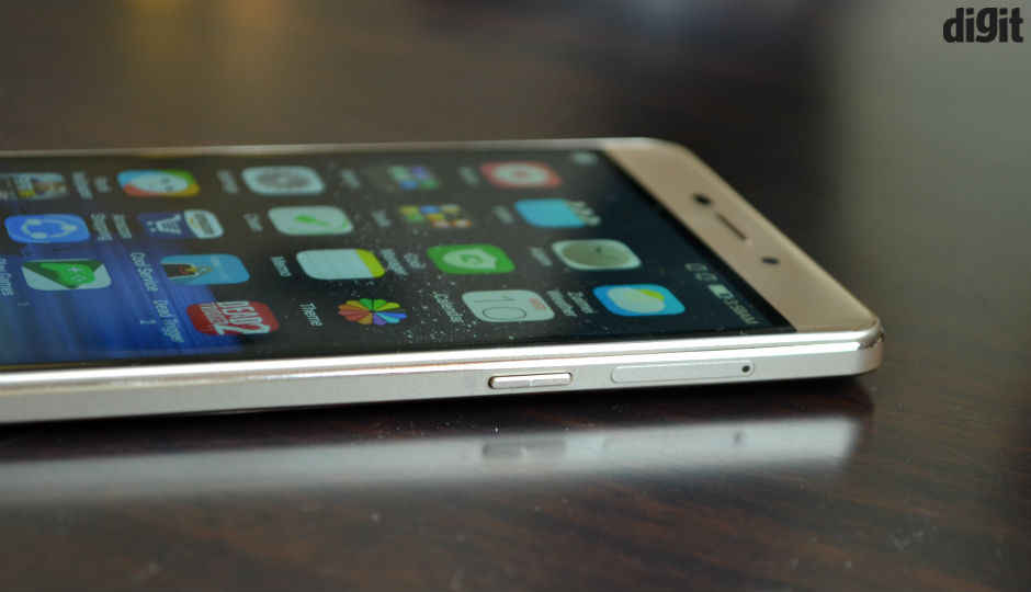Coolpad Mega 2.5D: In Pictures Coolpad Mega 2.5D: In Pictures