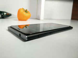 OBI వరల్డ్ ఫోన్ SF1 కంప్లీట్ రివ్యూ