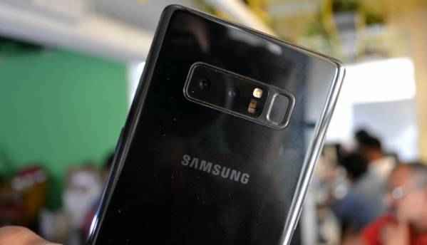 There is no Microsoft Edition Galaxy S8 or Galaxy Note 8: Samsung