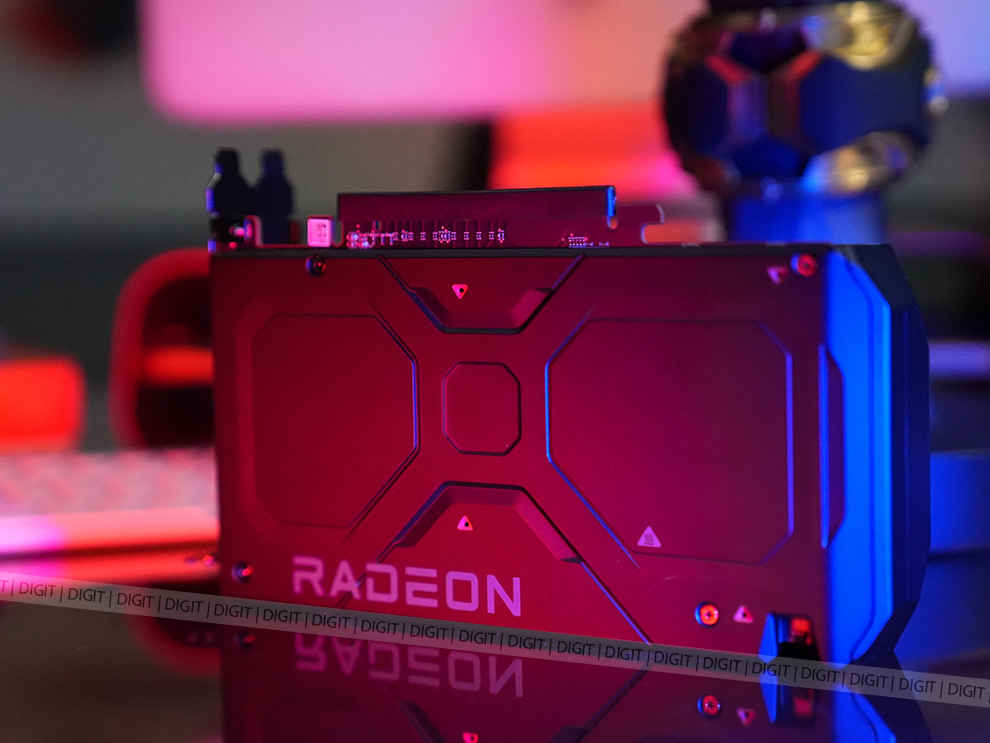 AMD Radeon RX 7600 backplate