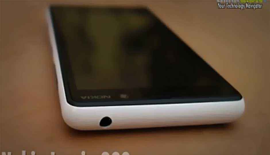 Nokia Lumia 820 Video Review