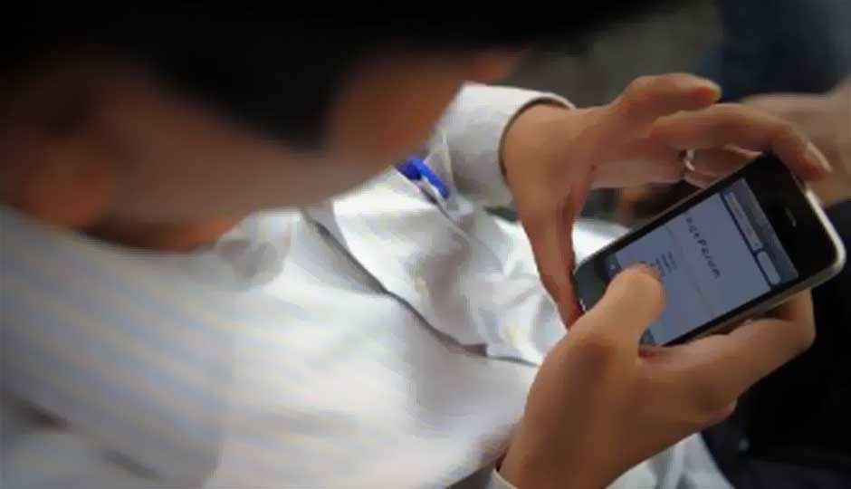 People check their mobile phones every six-and-a-half minutes: Study