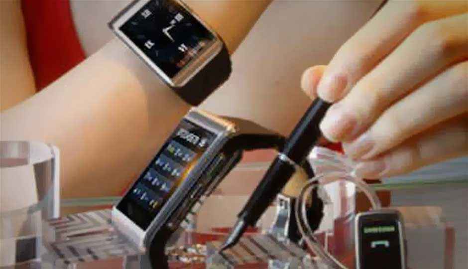 Samsung, Apple to fight for your wrist with ‘smart-watches’