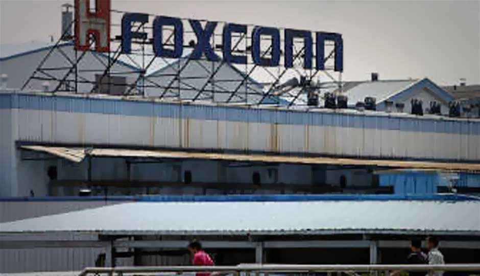 Foxconn to start paying Microsoft licensing fees for Android devices