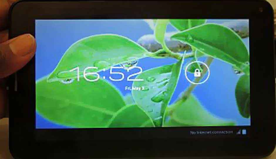 DataWind showcases the UbiSlate 7C+, its recommendation for the Aakash 3