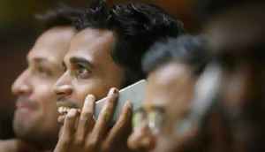 மொபைலில் சிக்னல்  வராமல் கால் ட்ராப் தொல்லையா, அப்போ இந்த அம்சத்தை பயன்படுத்துங்க.