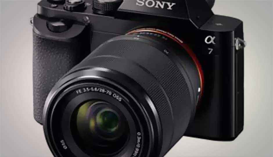 Sony announces A7, A7R full frame mirrorless cameras, RX10 and 5 new lenses