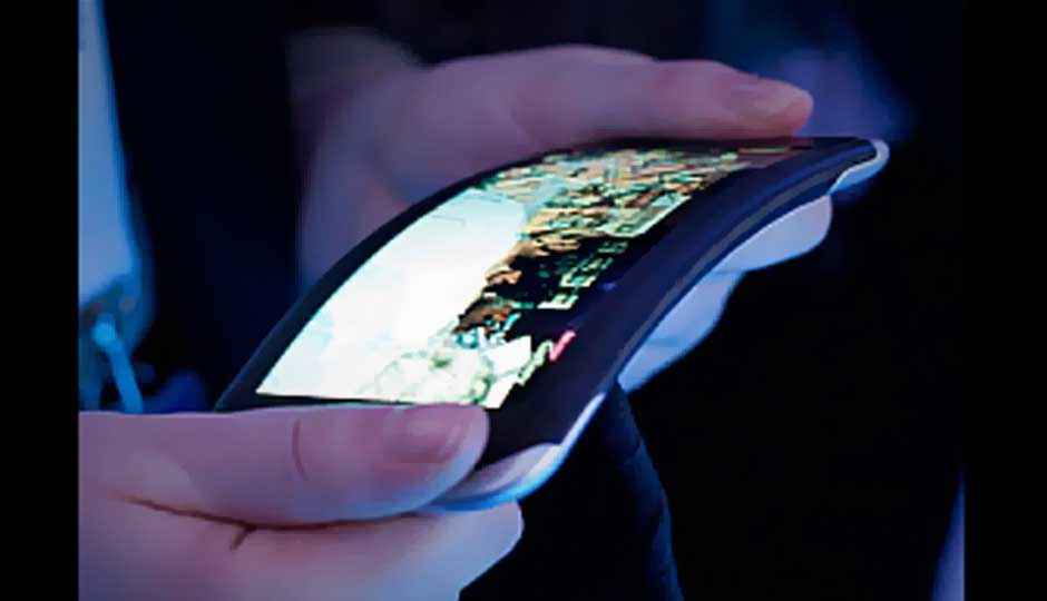 Nokia’s concept kinetic device has a flexible OLED display