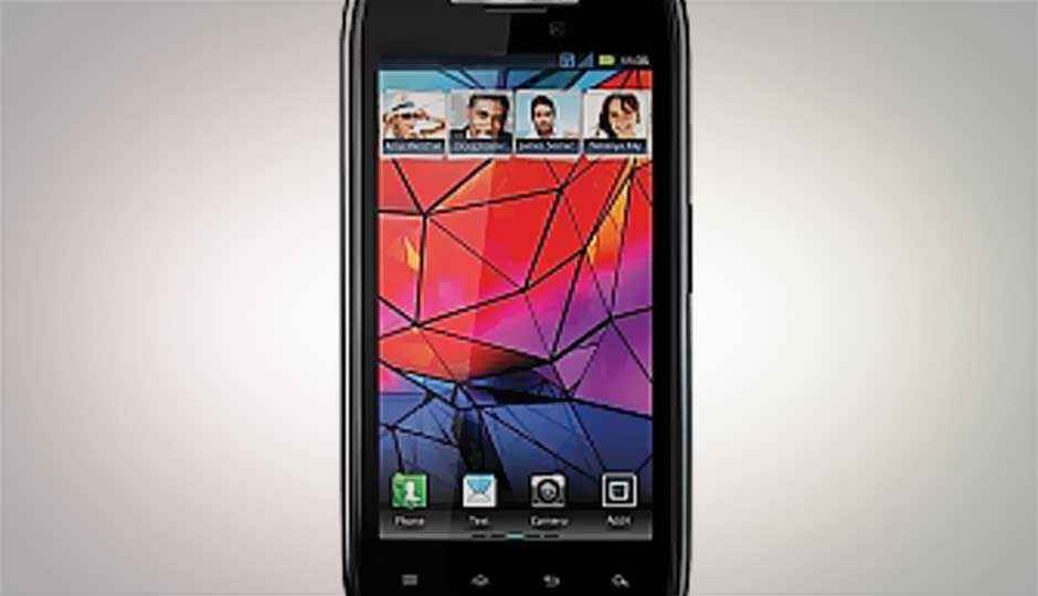 Motorola Droid Razr XT910 available online in India for Rs. 33,990