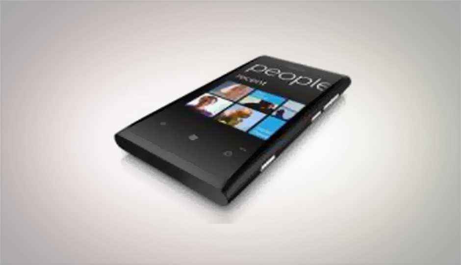 Nokia and Microsoft unnecessarily defend Lumia 800