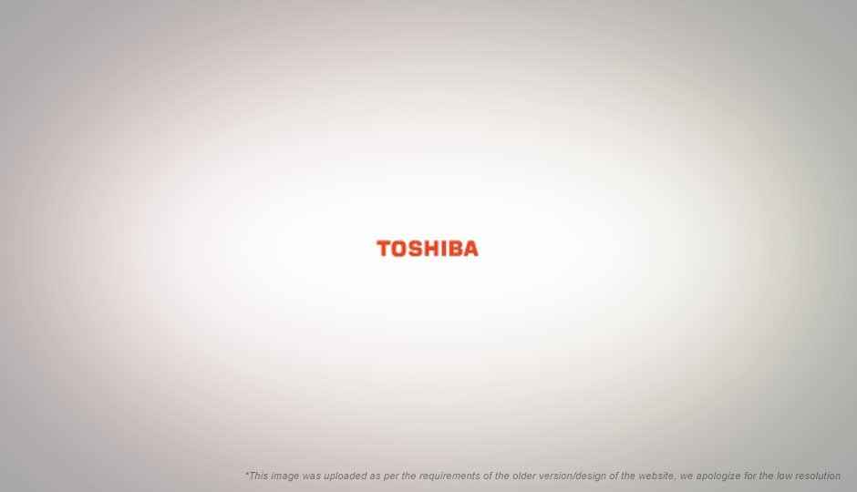 Toshiba shows off its multi-parallax 21-inch 3D HDTV that does not require headgear