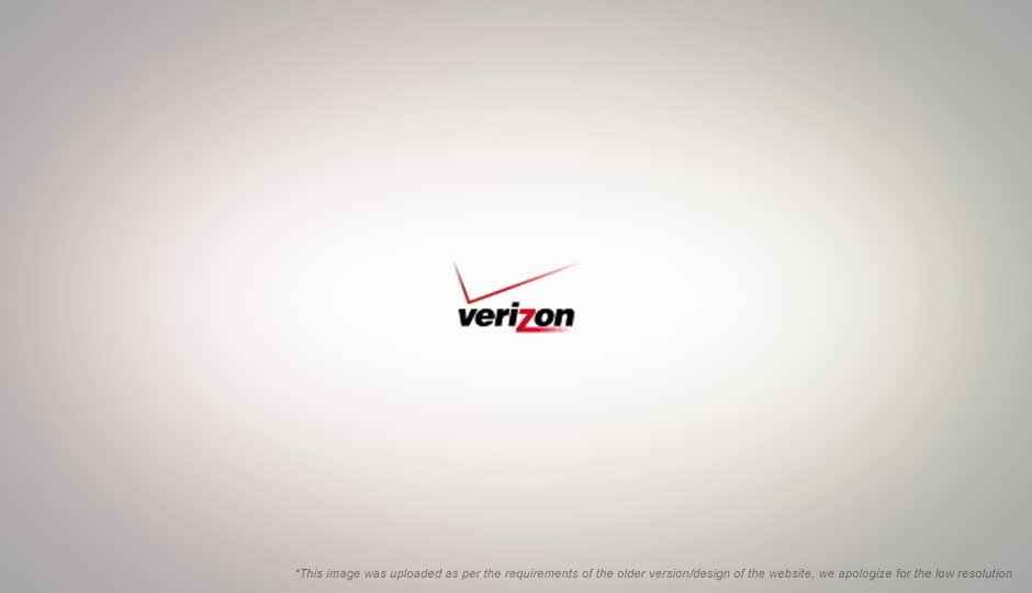 It’s raining phones over at Verizon, leaking Droid 2, BlackBerry Curve 3 and Storm 3