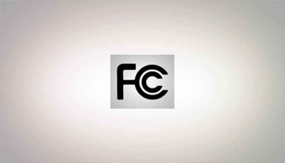 FCC dwarfs 200kbps, says Broadband = 4mbps