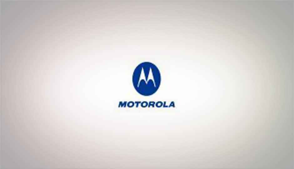 Motorola: Droid 2 official, Droid Pro due later this year, XT806 flip phone spotted