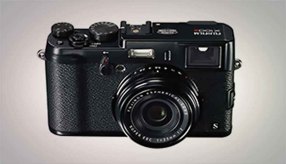 CES 2014: Fujifilm announces XF56mm f/1.2, black X100s and five new cameras