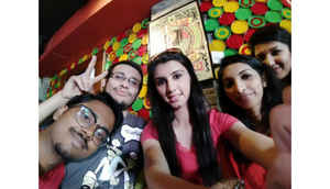 Chilling out with the OPPO F3 Plus on a hot summer day