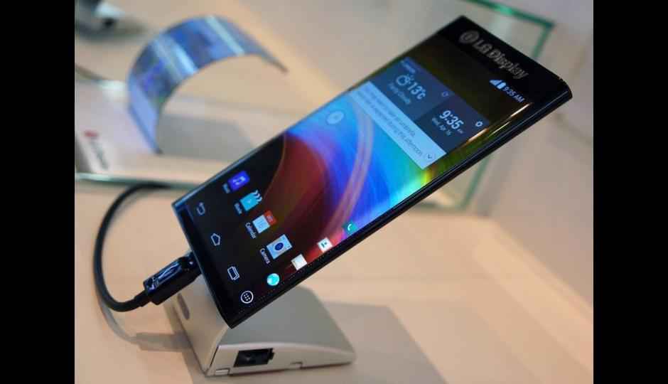 CES 2015: LG shows off dual edge display smartphone prototype