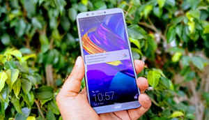 .ரூ 7,000 லிருந்து ரூ 15,000க்கு விலையில் கிடைக்கிற புதிய போன்  வேணுமா வாங்க பாக்கலாம் இங்க...!