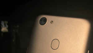 OPPO F5: A look at the new ‘Selfie Expert’