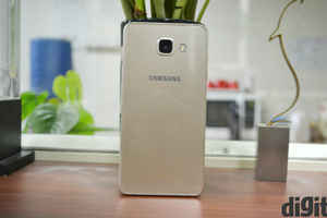 ఫ్లిప్కార్ట్   (Samsung Galaxy A5 2017 ) స్మార్ట్ ఫోన్ పై  మంచి డిస్కౌంట్ ని ఇస్తుంది