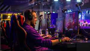 ഹെഡ് ഫോണുകൾ ,ക്യാമറകൾ ,പവർ ബാങ്കുകൾ ,സ്‌പീക്കറുകൾ തകർപ്പൻ ഓഫറുകളിൽ