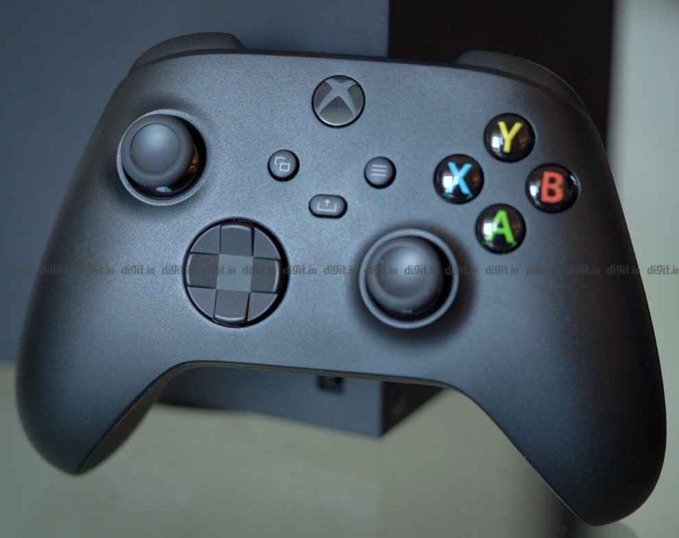 Xbox Series X controller side view