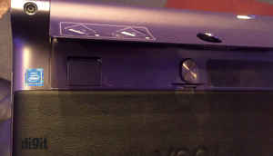 In Pictures: Lenovo Yoga 900 and Tab 3 Pro